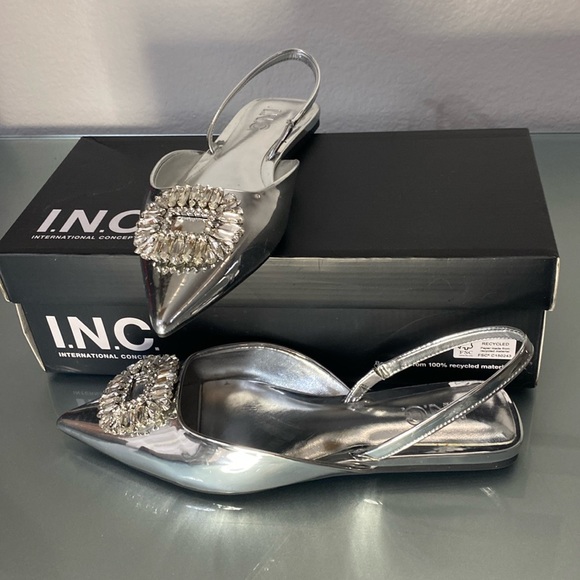 INC International Concepts Shoes - I.N.C Metallic Silver Flat Shoe Size 7